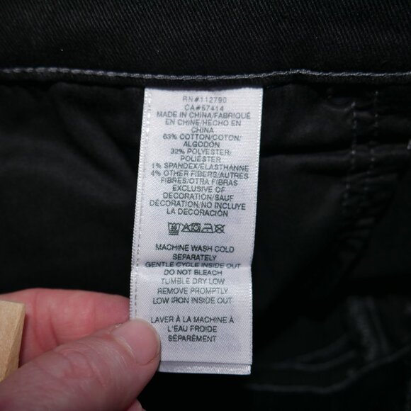 True Religion Ricky Straight Jeans Men's Size 36x32 Solid Black Flap Pockets NWT - Picture 7 of 14